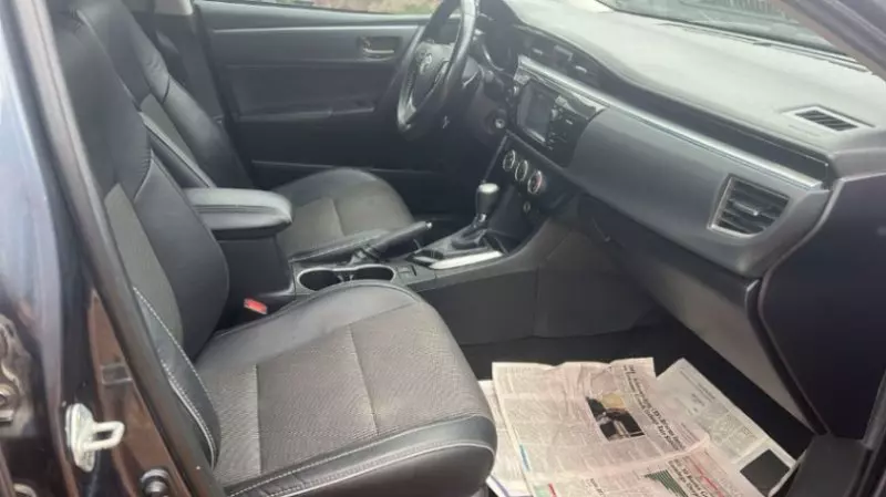 Toyota Corolla   - 2016