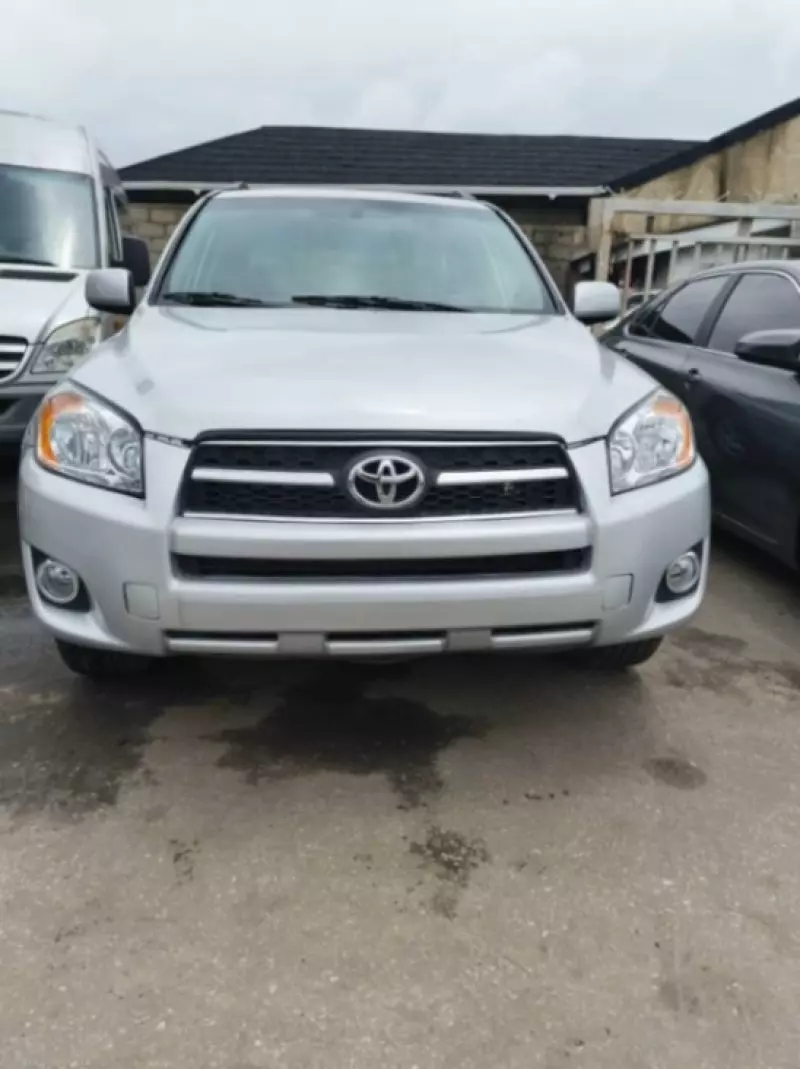 Toyota RAV 4   - 2009