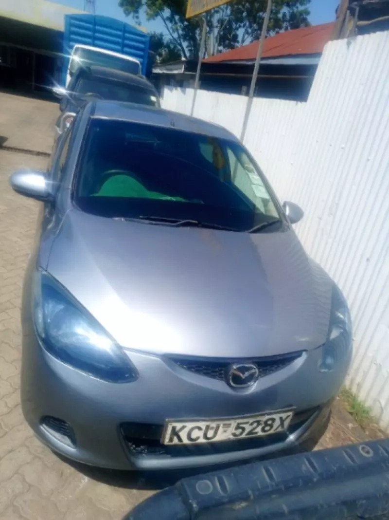 Mazda Demio    - 2012
