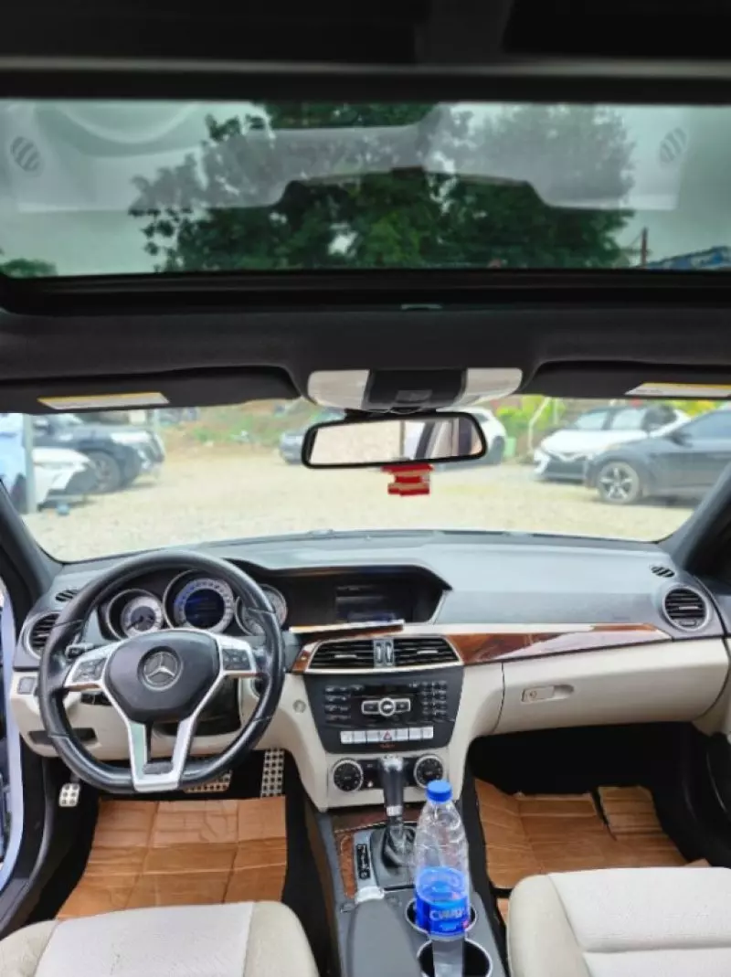 Mercedes-Benz C 300   - 2013