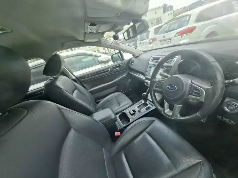 Subaru Outback   - 2016