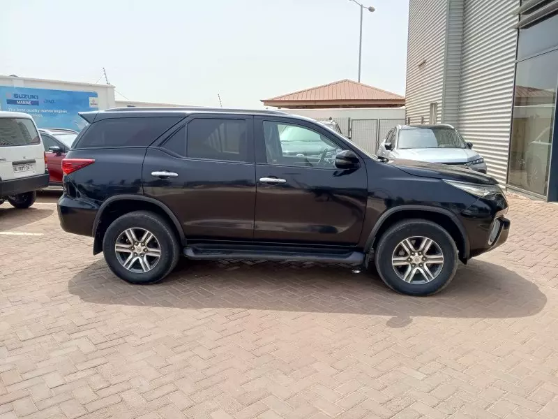 Toyota Fortuner   - 2019
