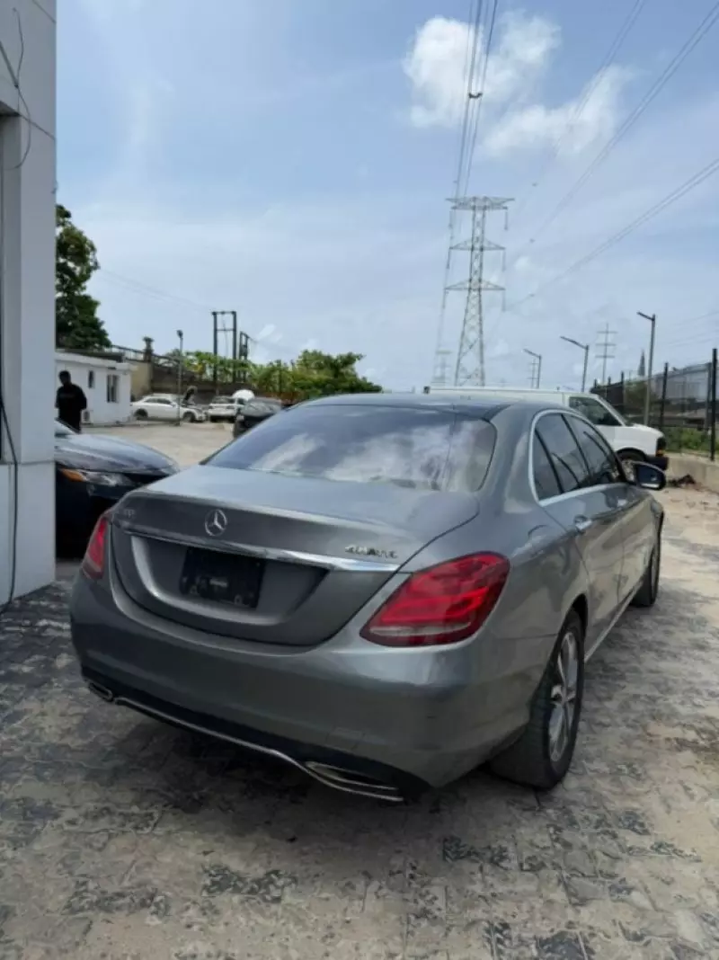 Mercedes-Benz C-Class   - 2015