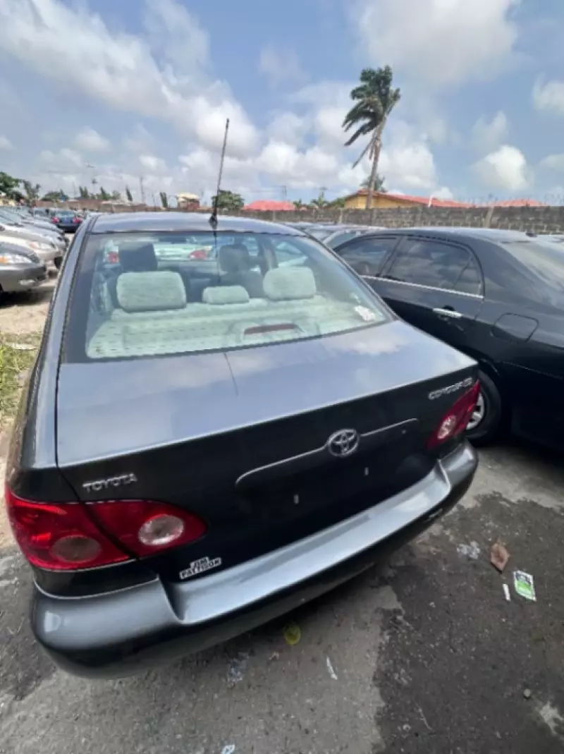 Toyota Corolla   - 2013