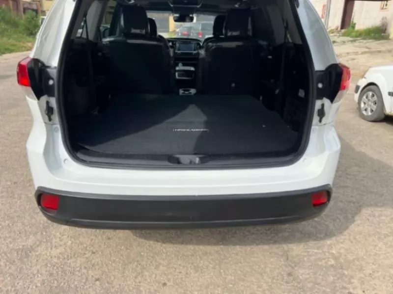 Toyota Highlander   - 2018