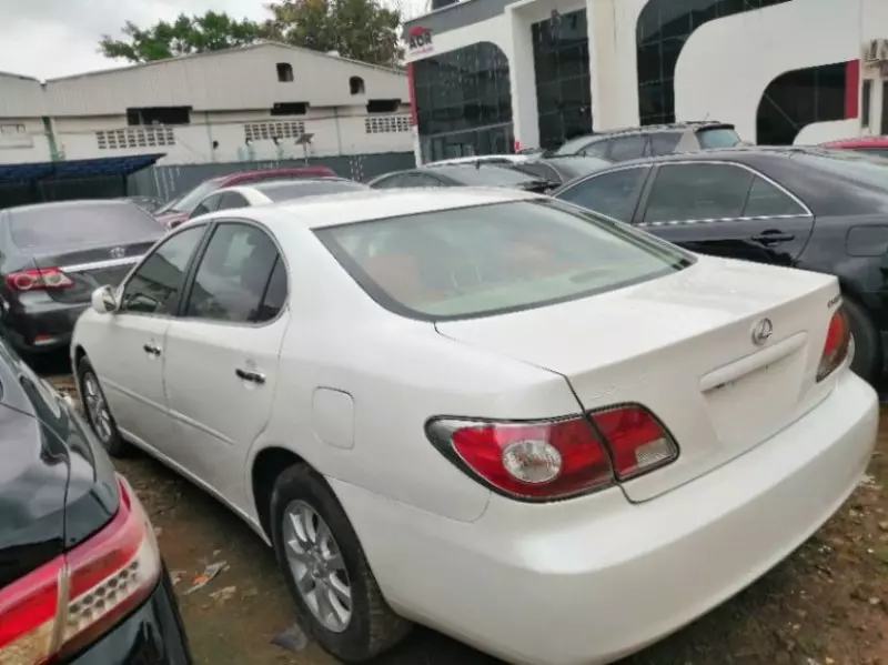 Lexus ES   - 2004
