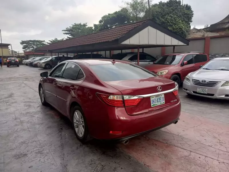 Lexus ES 350   - 2014