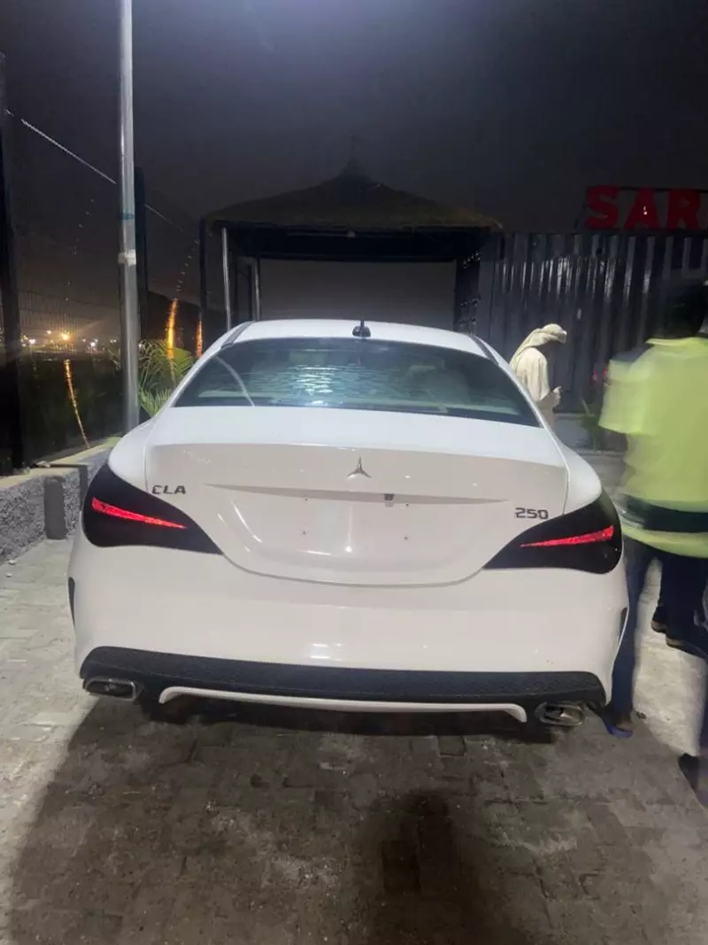 Mercedes-Benz CLA 250   - 2016