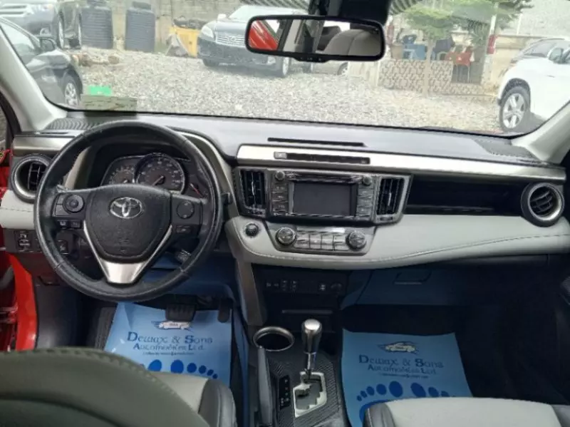 Toyota RAV4   - 2015