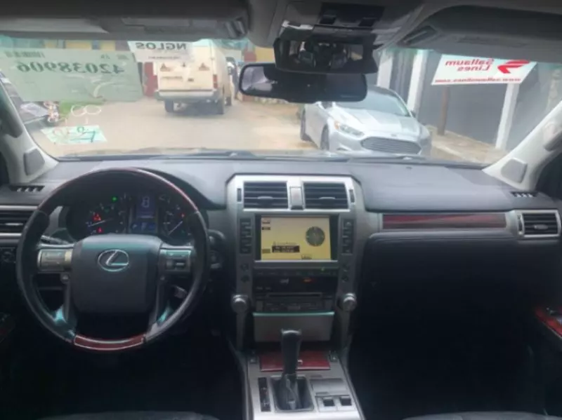 Lexus GX 460   - 2011