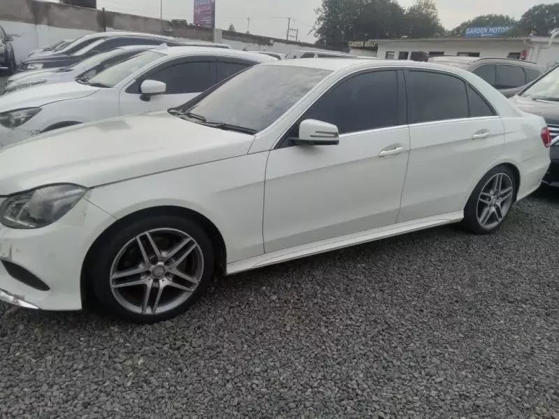 Mercedes-Benz E250   - 2014