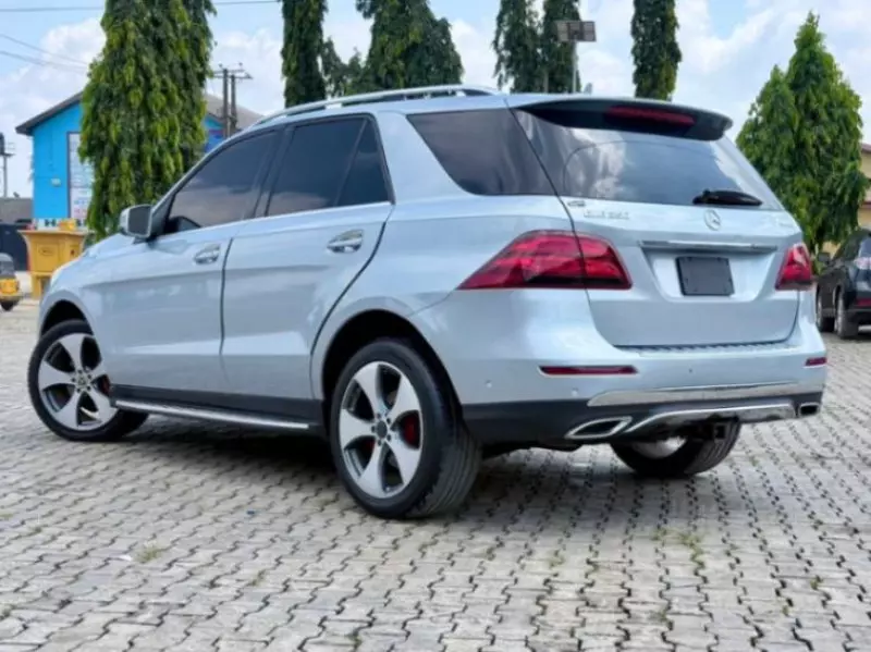 Mercedes-Benz GLE 350   - 2017
