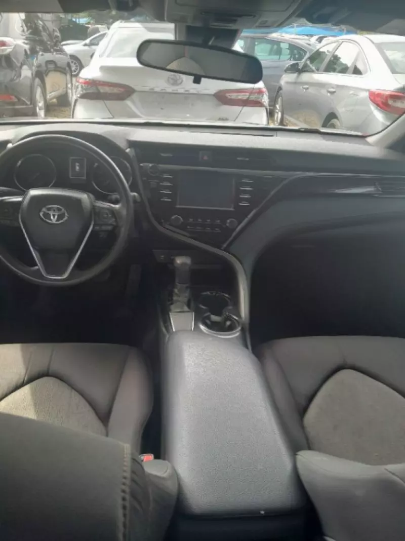 Toyota Camry   - 2019