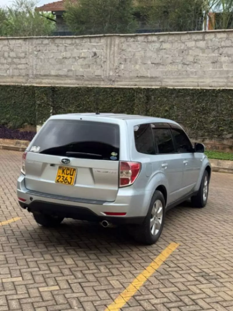 Subaru Forester   - 2012
