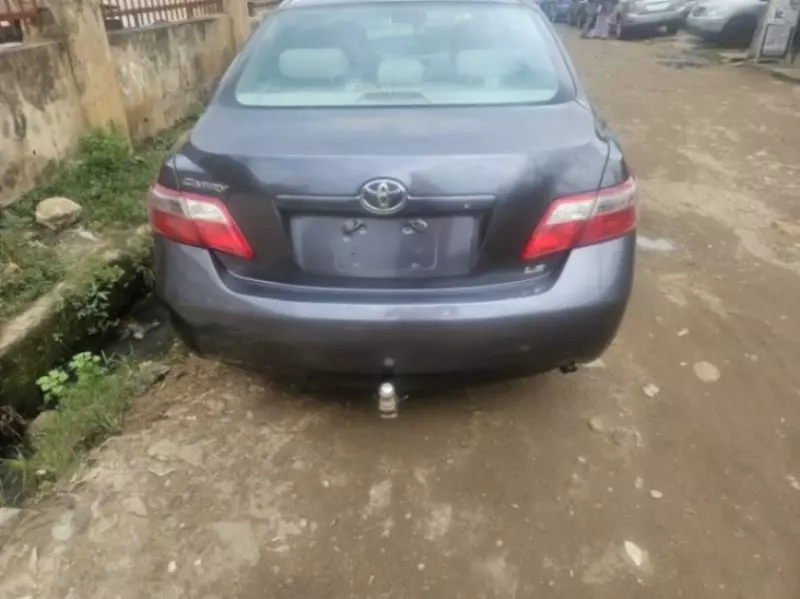 Toyota Camry   - 2007