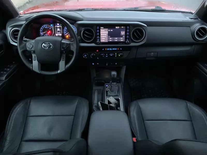 Toyota Tacoma   - 2021