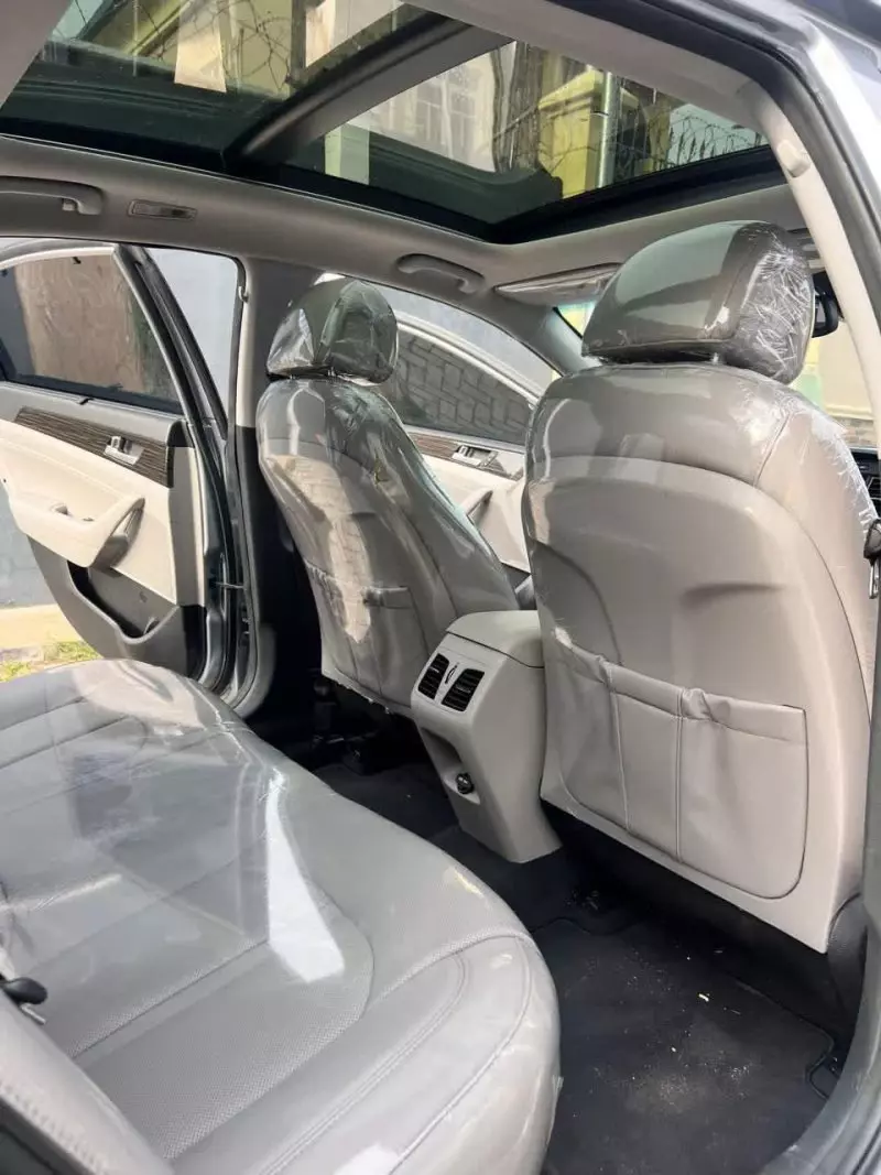 Hyundai Sonata   - 2016