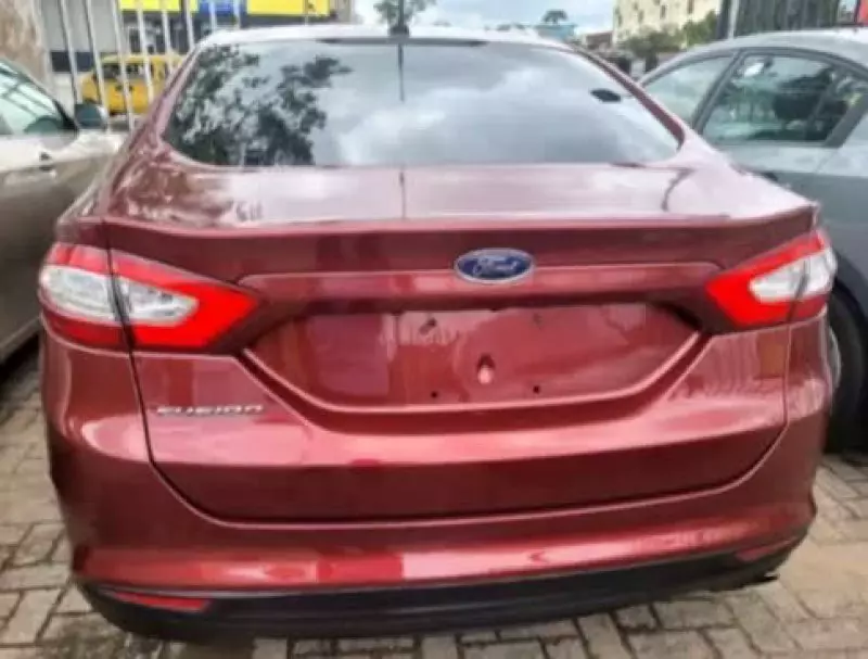 Ford Fusion   - 2015