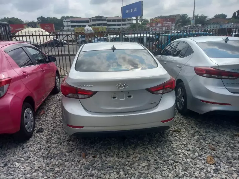 Hyundai Elantra   - 2015