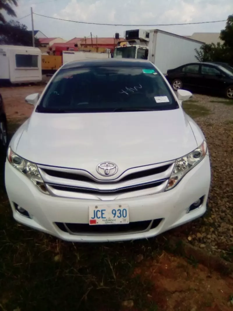 Toyota Venza   - 2013