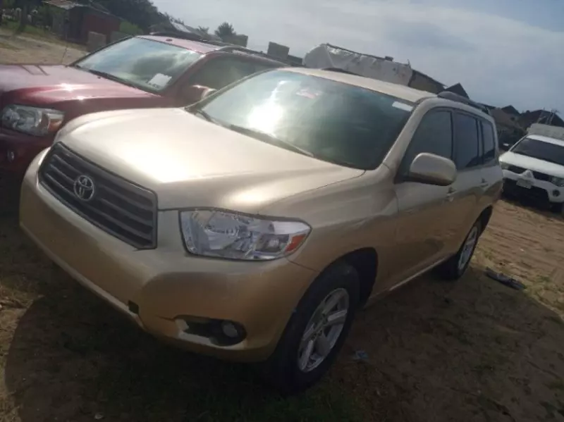 Toyota Highlander   - 2009