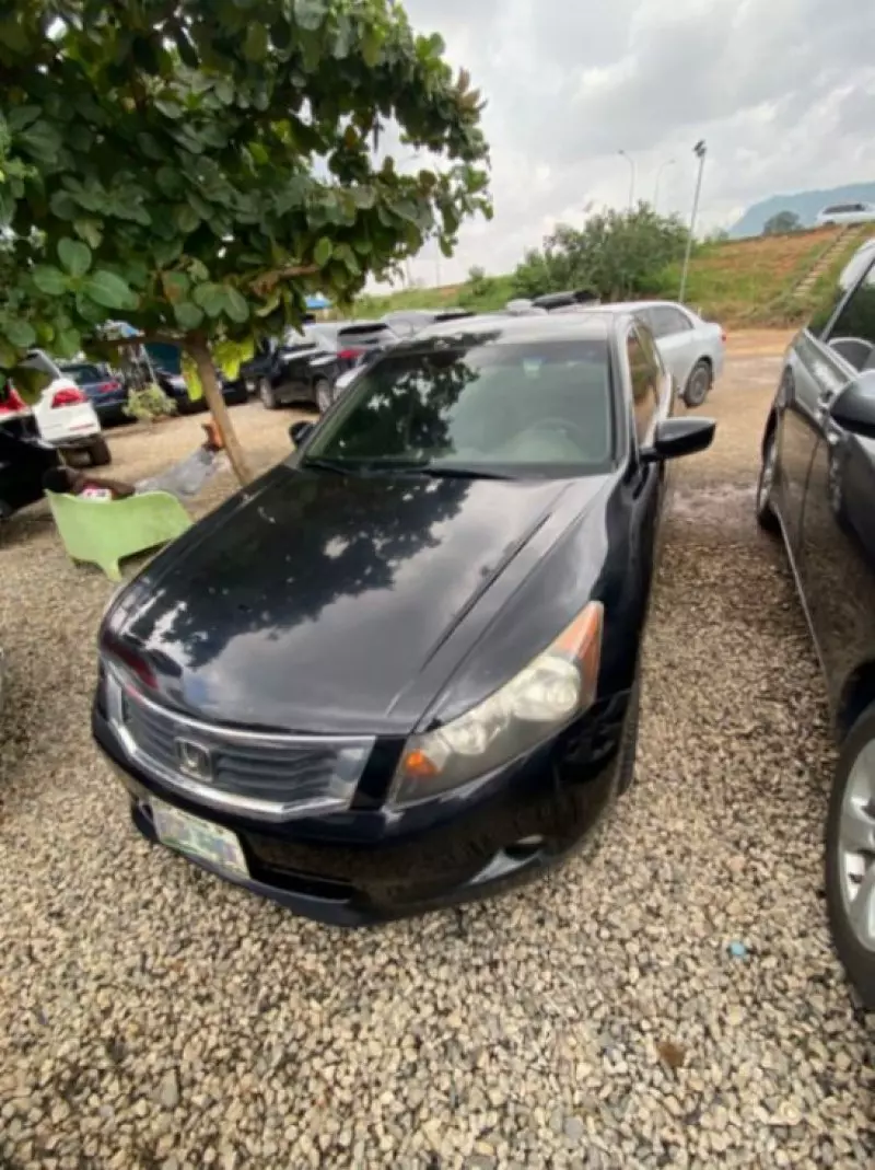Honda Accord   - 2009