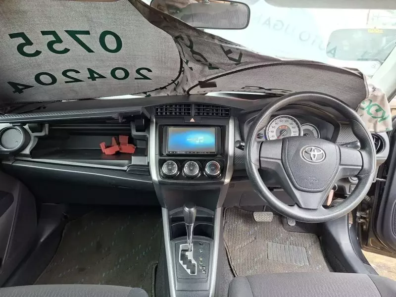 Toyota Fielder - 2012