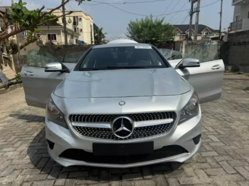 Mercedes-Benz CLA-Class   - 2015