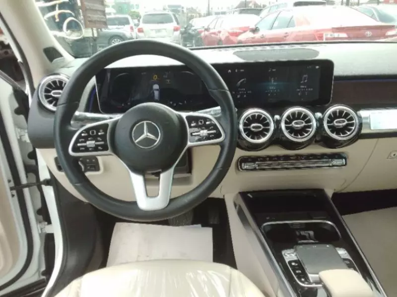 Mercedes-Benz GLB 250   - 2020