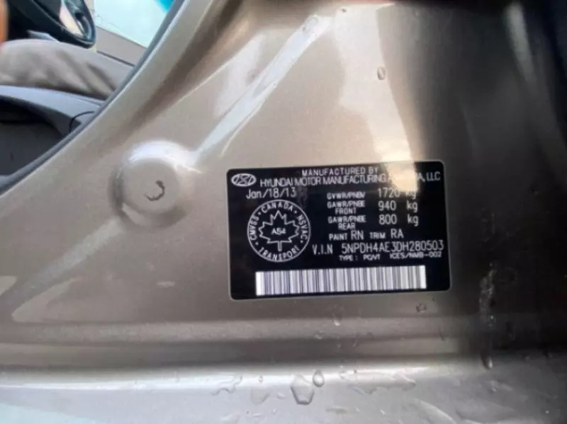 Hyundai Elantra - 2013