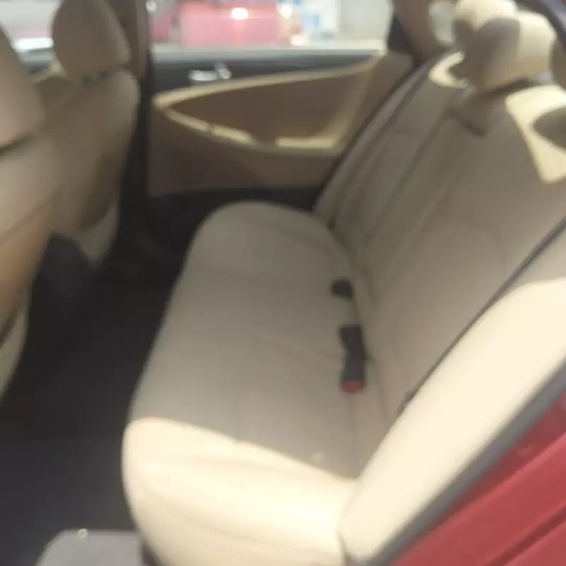 Hyundai Sonata   - 2012
