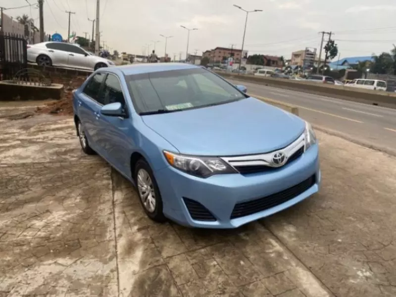 Toyota Camry - 2014