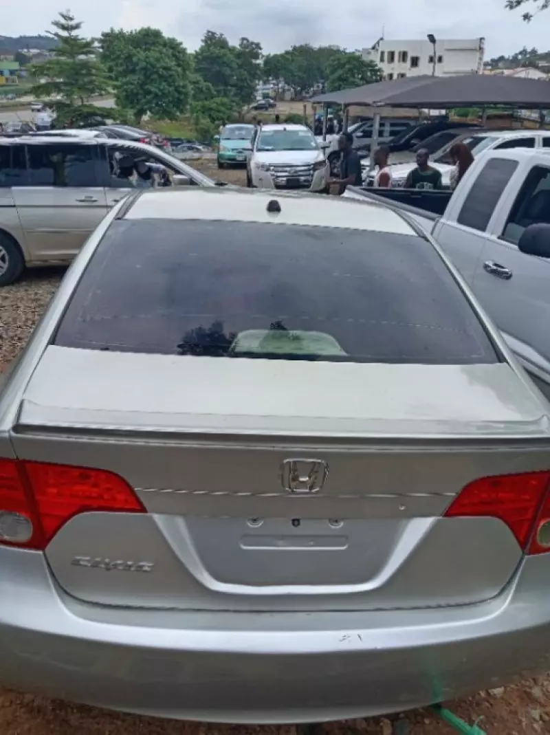Honda Civic   - 2006
