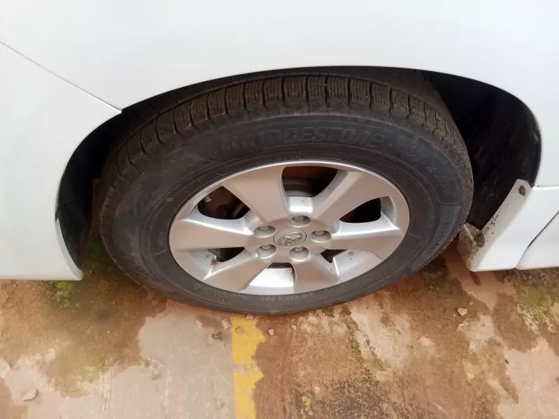 Toyota Alphard   - 2011