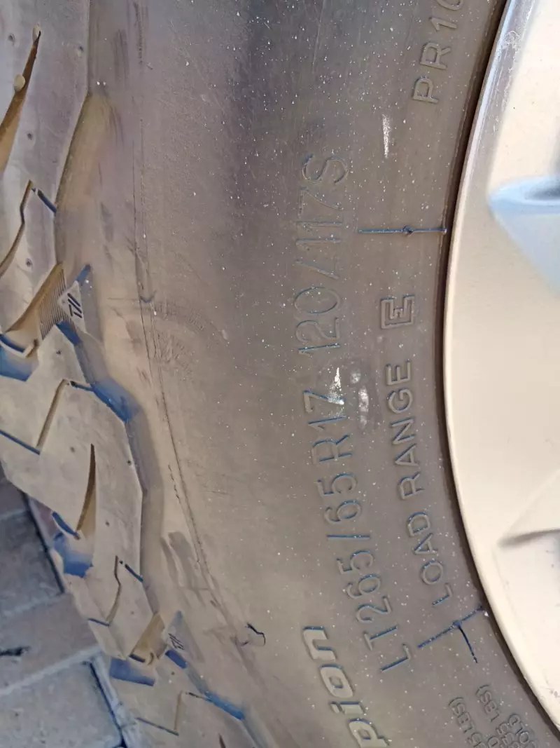 Toyota Landcruiser Prado   - 2015