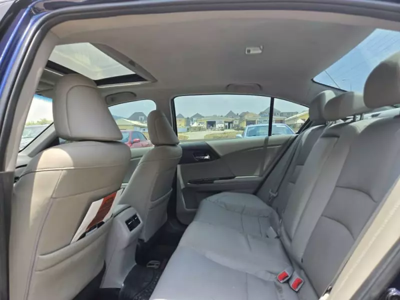 Honda Accord   - 2015