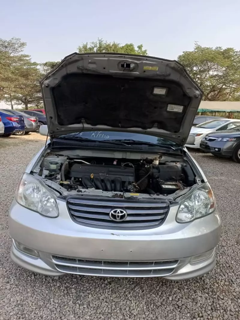 Toyota Corolla   - 2003