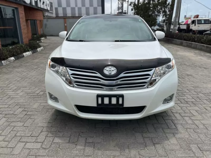 Toyota Venza   - 2011