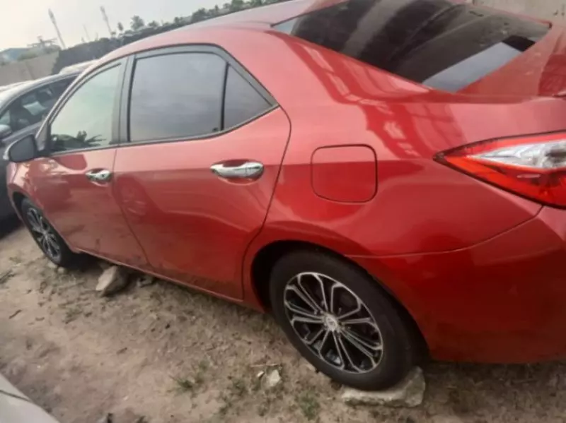 Toyota Corolla - 2016