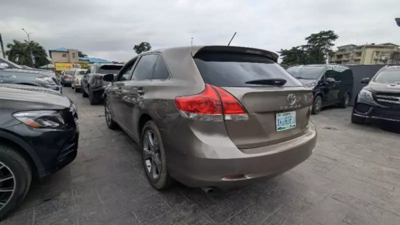 Toyota Venza   - 2010