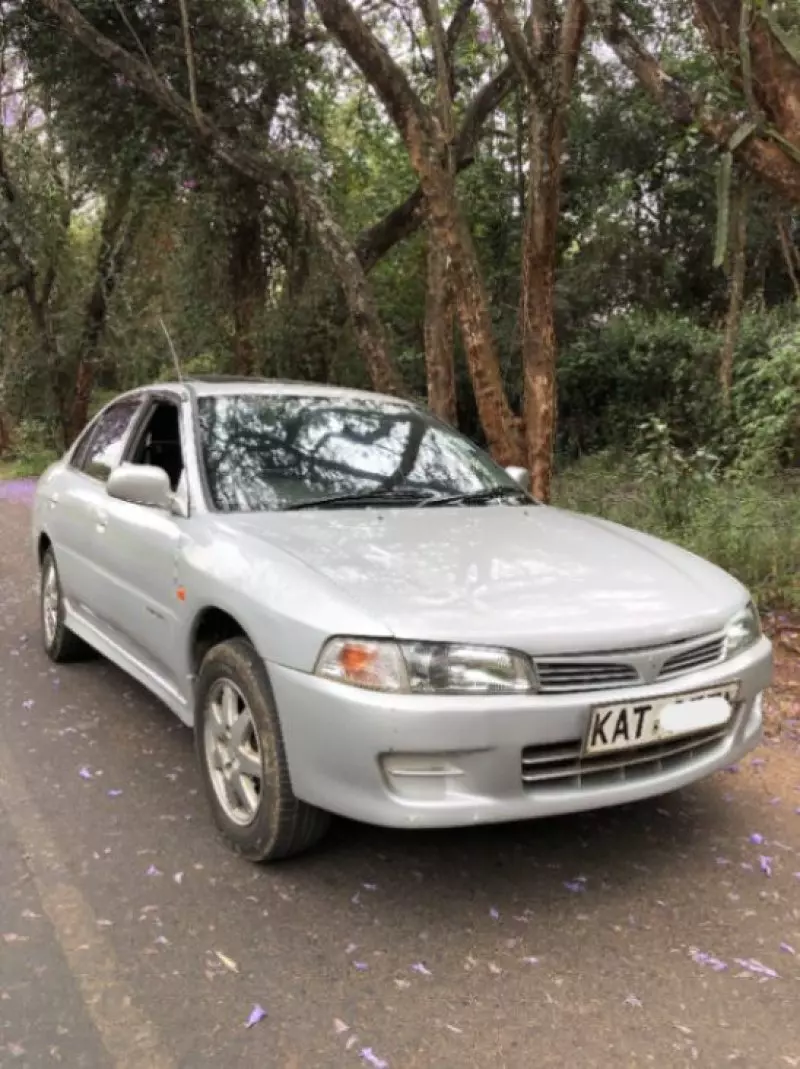 Mitsubishi Lancer   - 1997