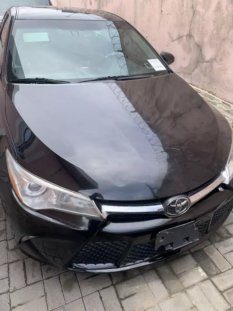 Toyota Camry   - 2017