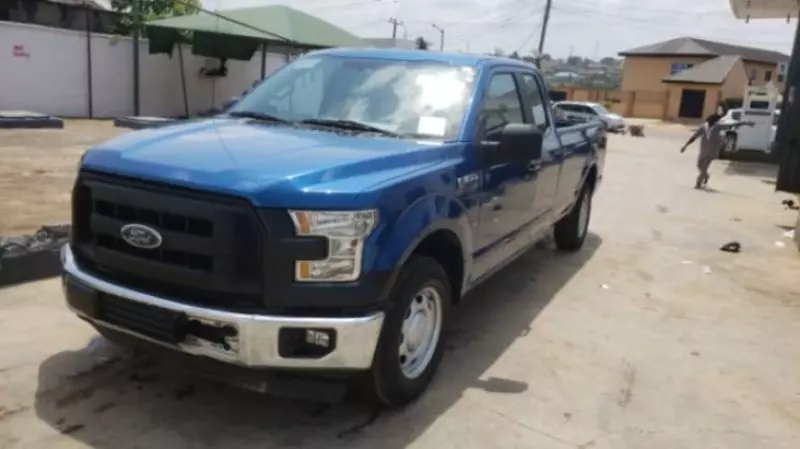 Ford F-150   - 2017