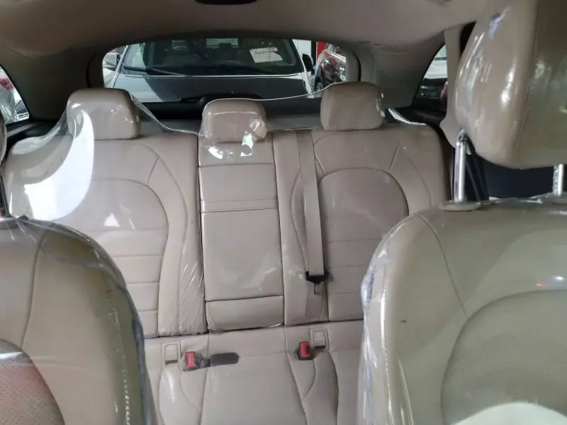 Mercedes-Benz GLC 300   - 2016