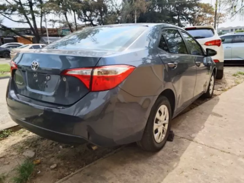 Toyota Corolla   - 2016