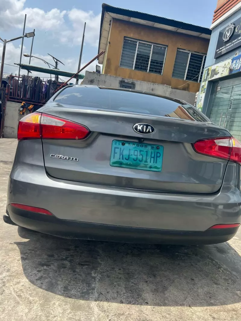 KIA cerato
