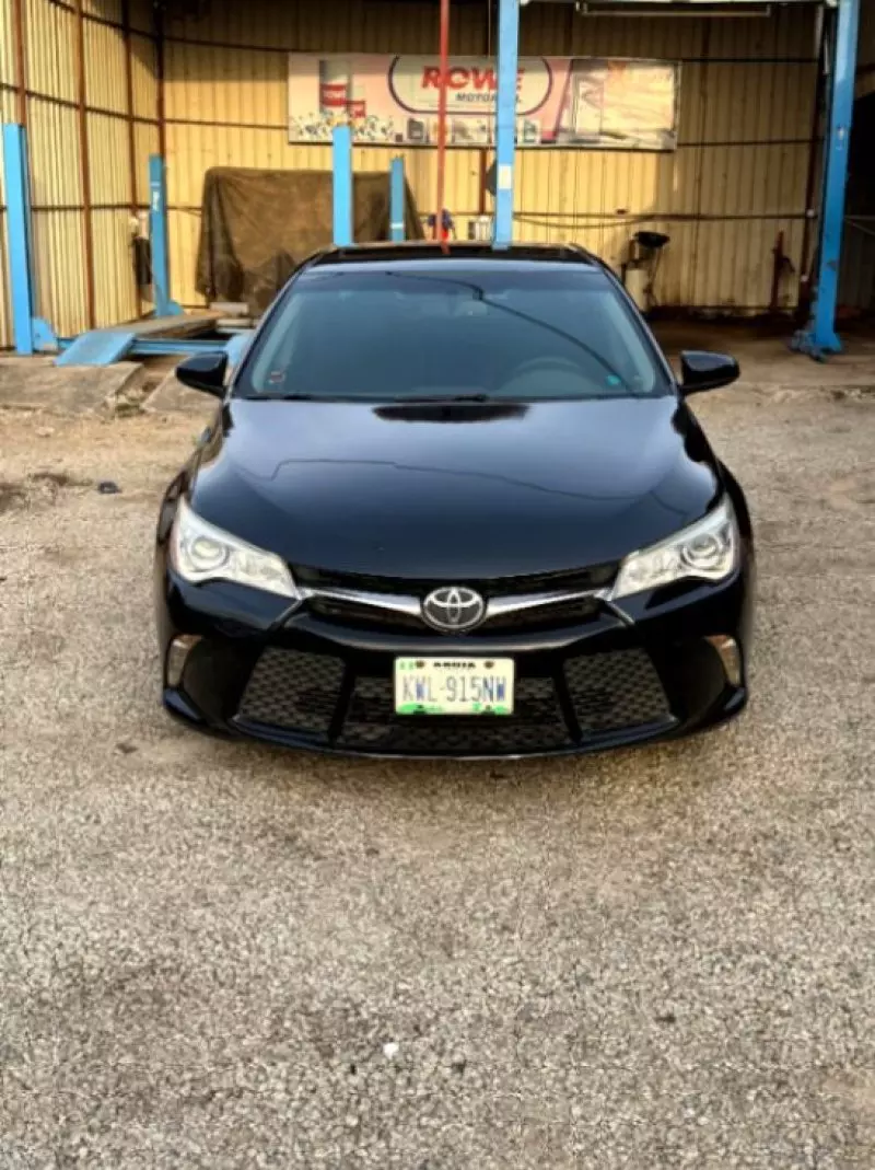 Toyota Camry   - 2015