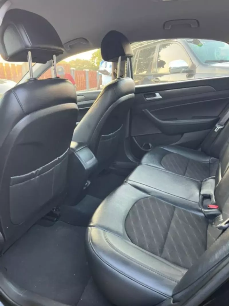 Hyundai Sonata   - 2015