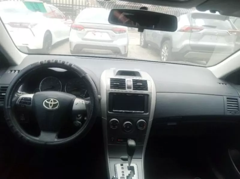 Toyota Corolla   - 2013