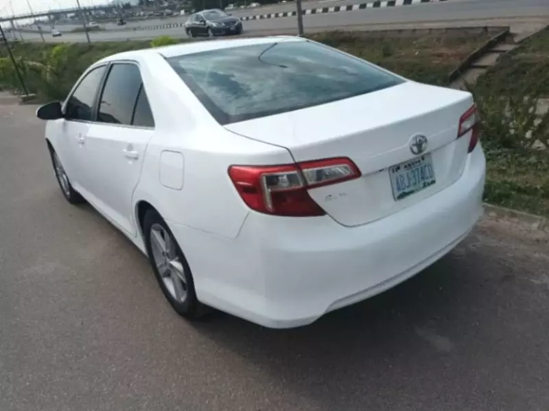 Toyota Camry - 2014